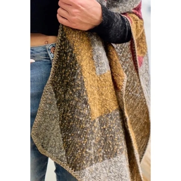 SOLD OUT Wine Multi Color Knit Shawl Open Wrap Geo Block Cardigan Sweater - Picture 6 of 8